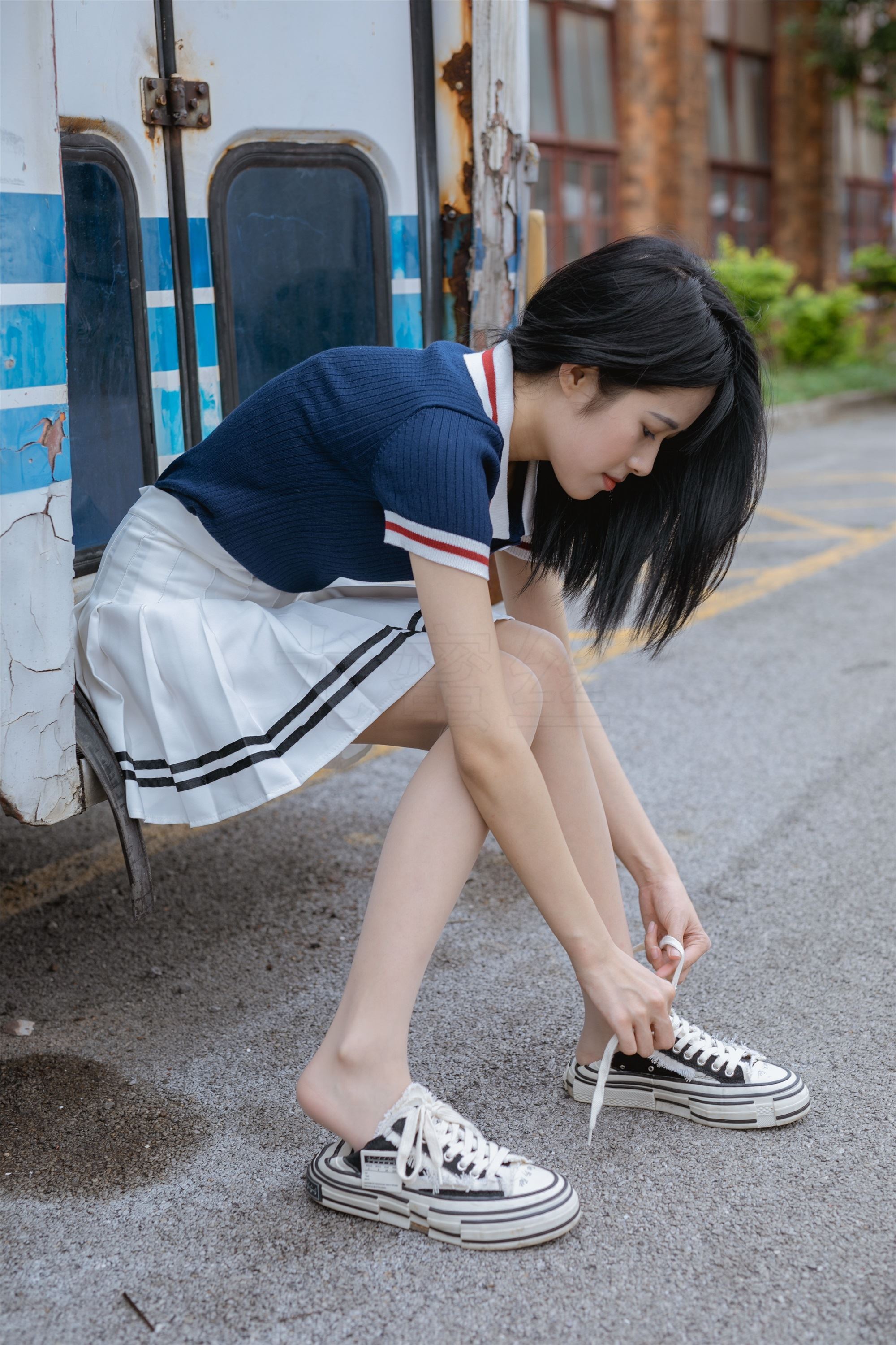 尤蜜丝 穿搭写真 NO.048